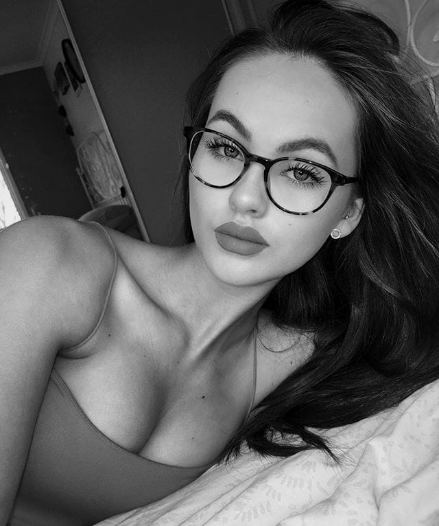Lily Easton Lily Easton