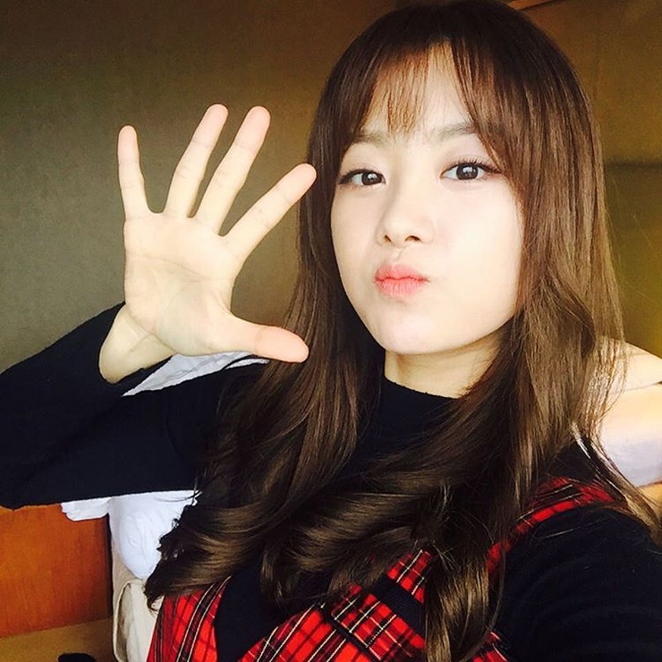 Ji-eun Song Ji-eun Song
