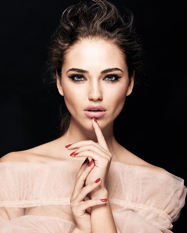 Kristina Krayt Kristina Krayt