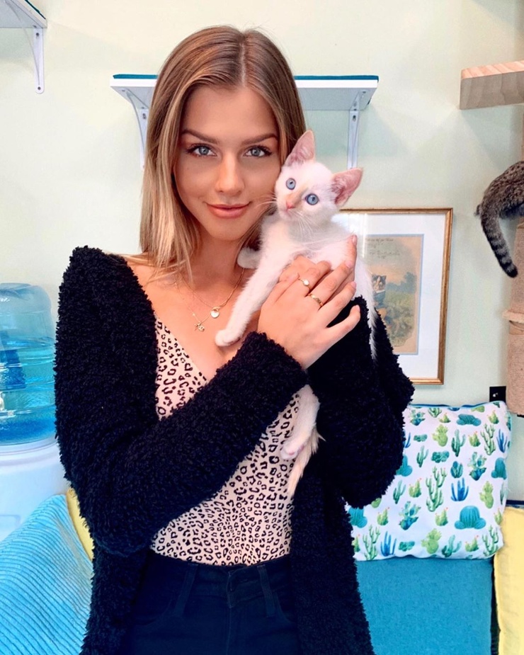 Marina Laswick Marina Laswick
