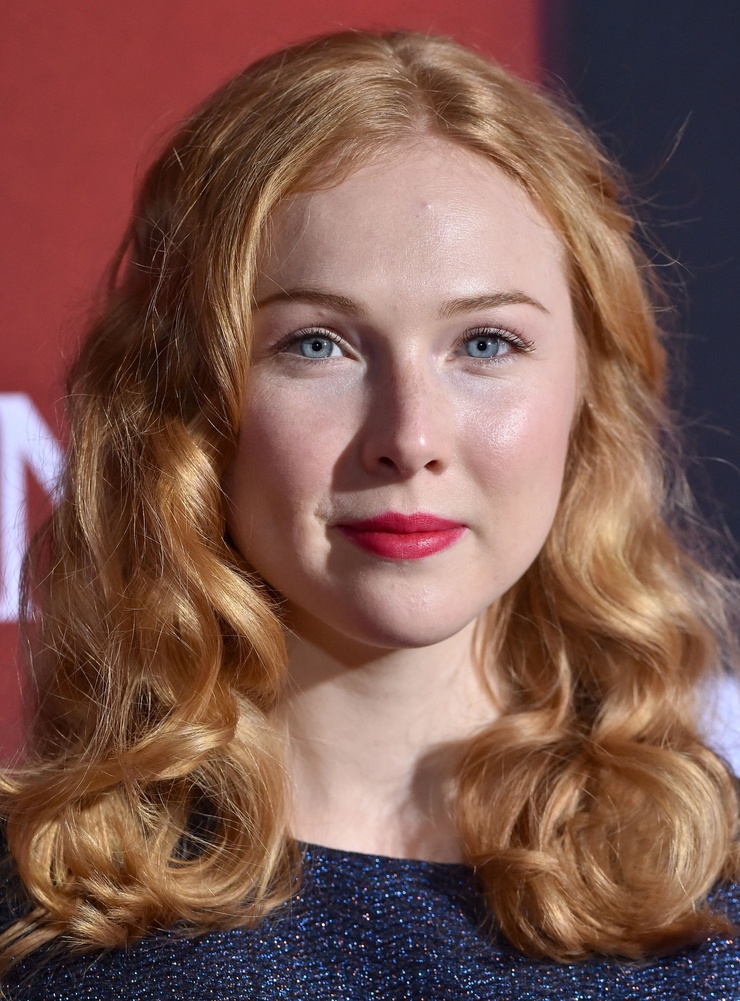 Picture of Molly C. Quinn