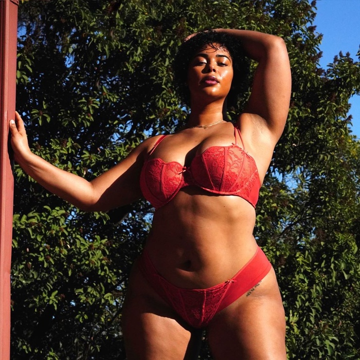 Tabria Majors