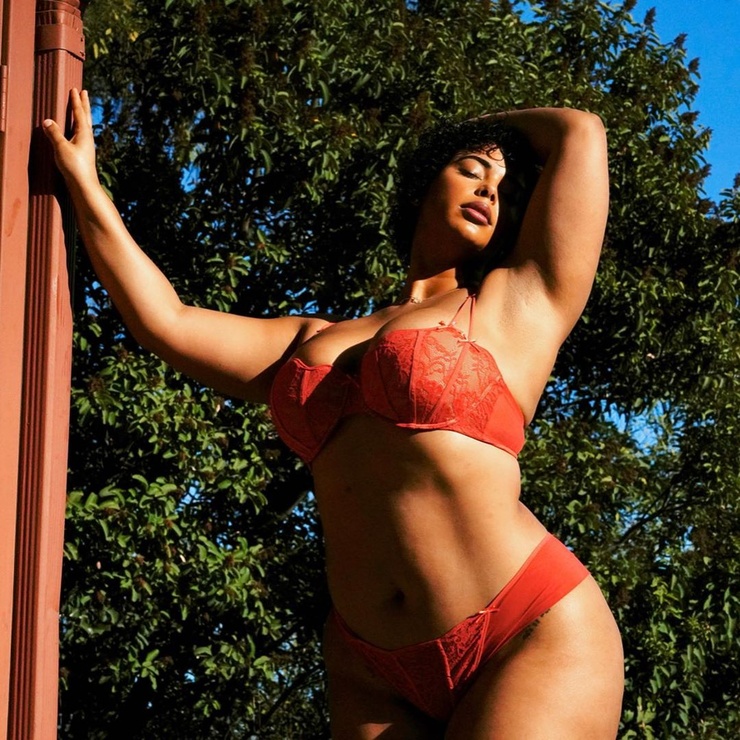 Tabria Majors