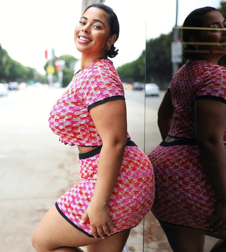 Tabria Majors