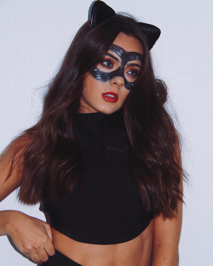 Ava Allan