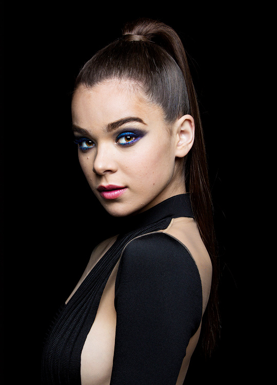 Hailee Steinfeld Hailee Steinfeld