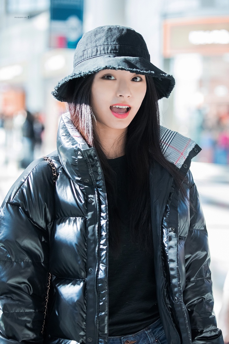 Chou Tzu-yu (Tzuyu)