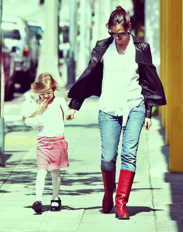 Violet Affleck