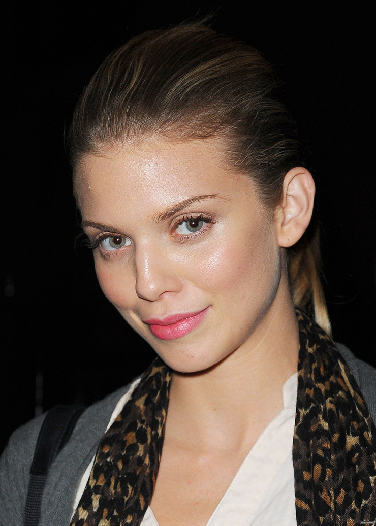 AnnaLynne McCord AnnaLynne McCord