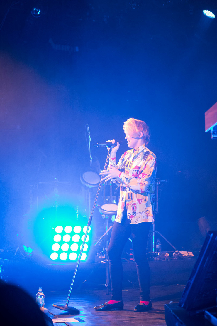 La Roux