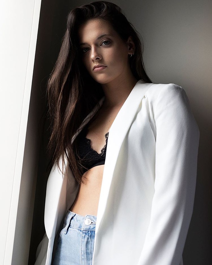 taya brooks