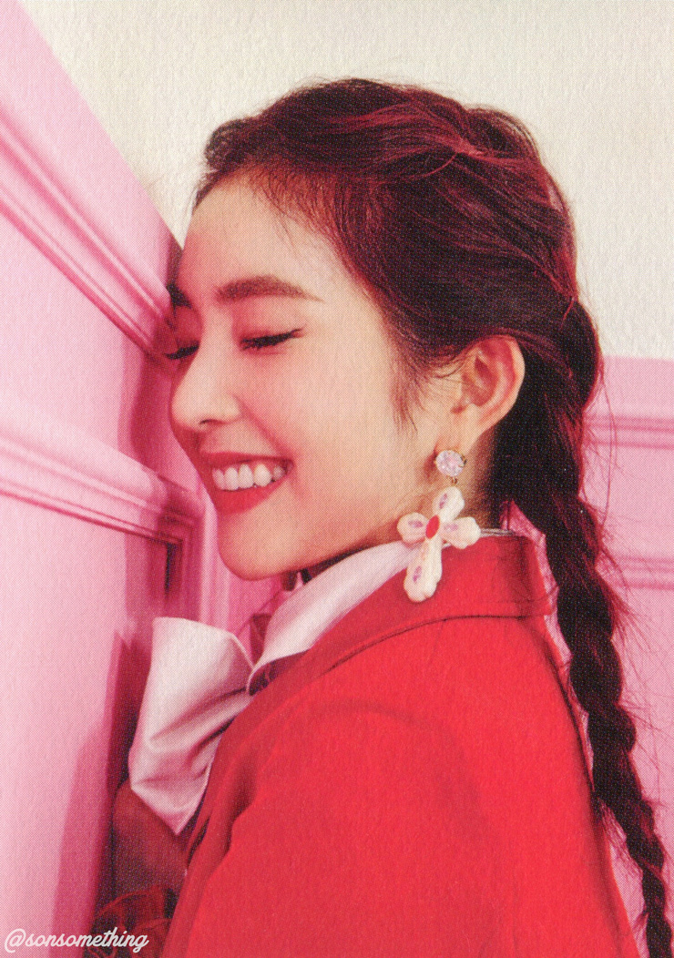 Irene (Bae Ju Hyun) Irene (Bae Ju Hyun)
