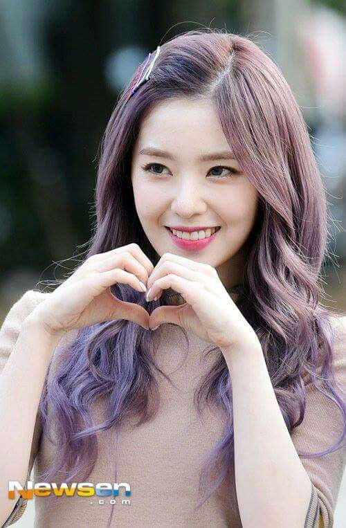 Irene (Bae Ju Hyun) Irene (Bae Ju Hyun)