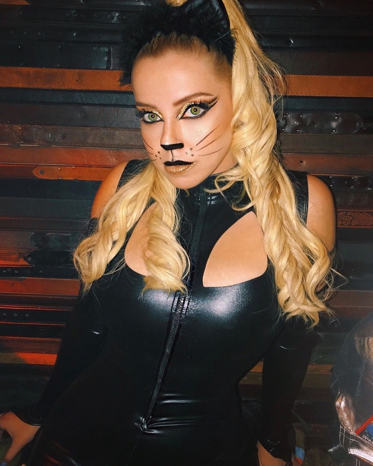 Violet Benson