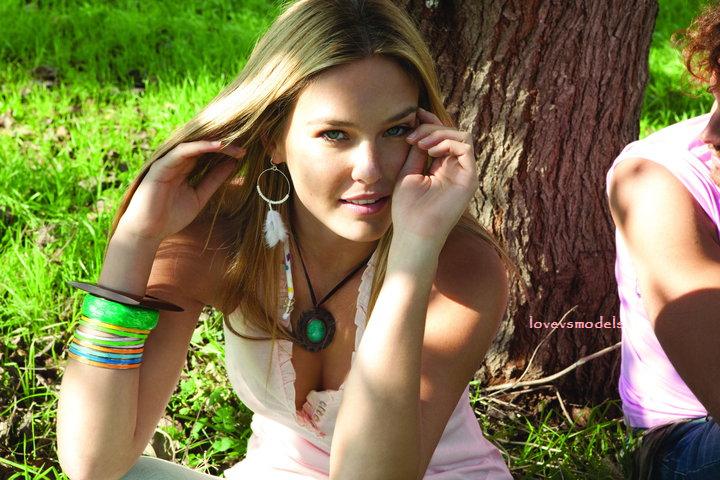 Bar Refaeli