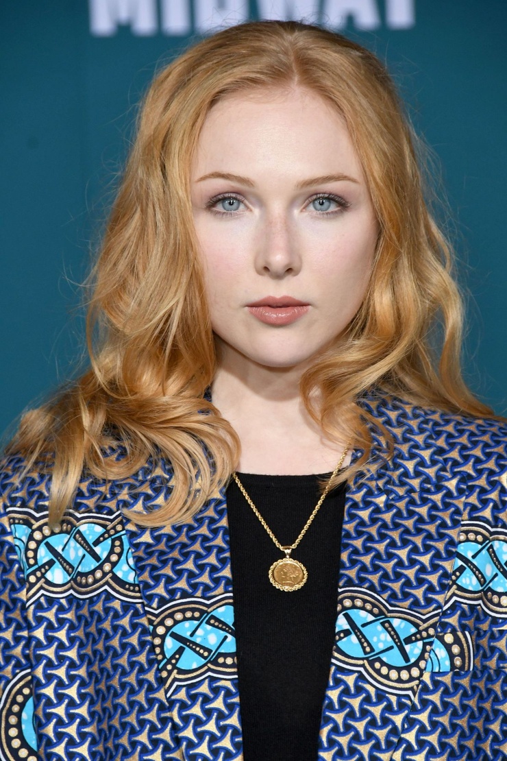 Molly C. Quinn