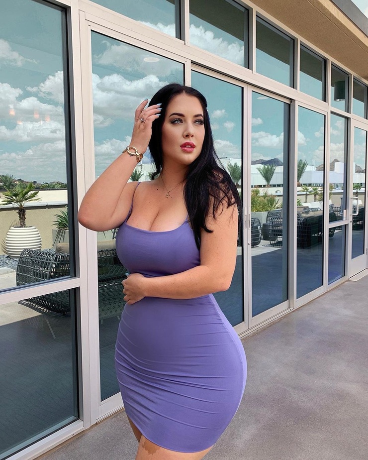 Holly Luyah