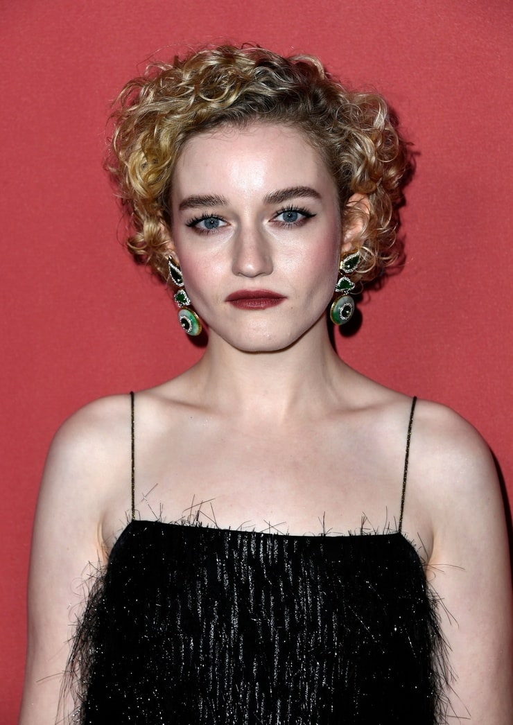 Julia Garner