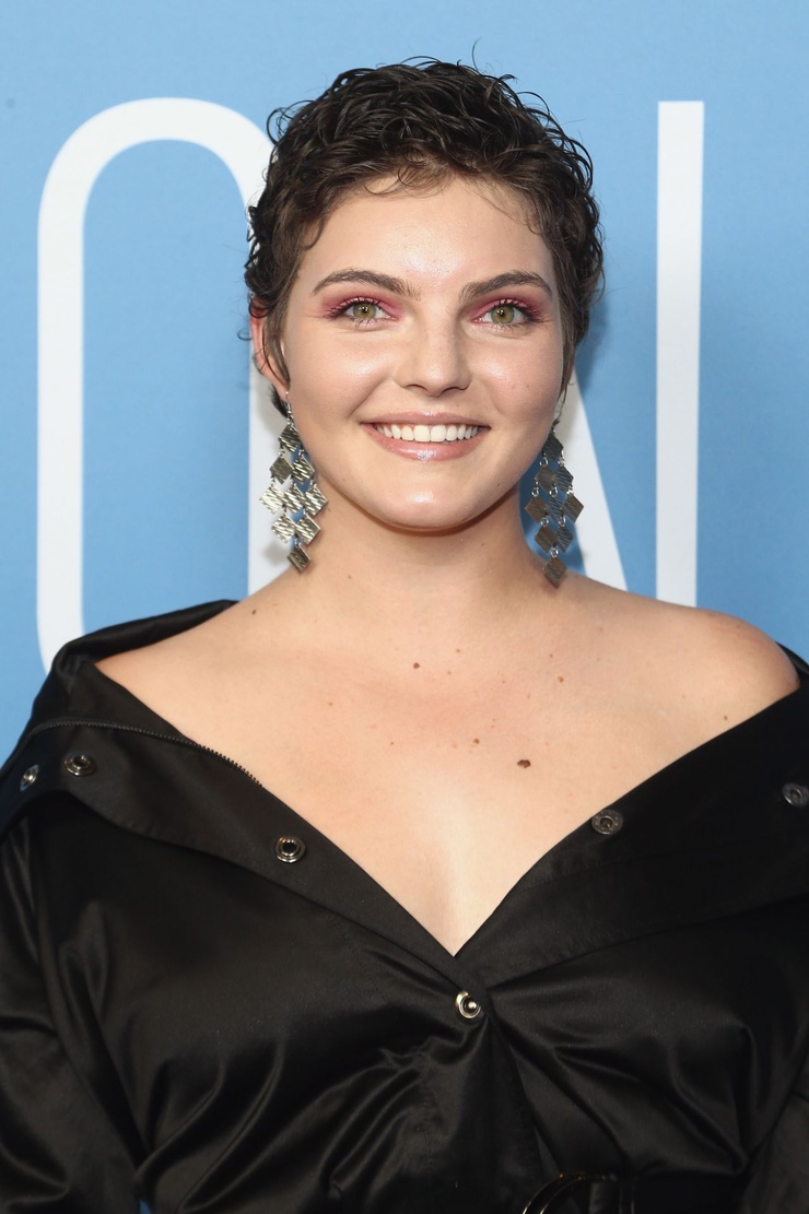 Camren Bicondova