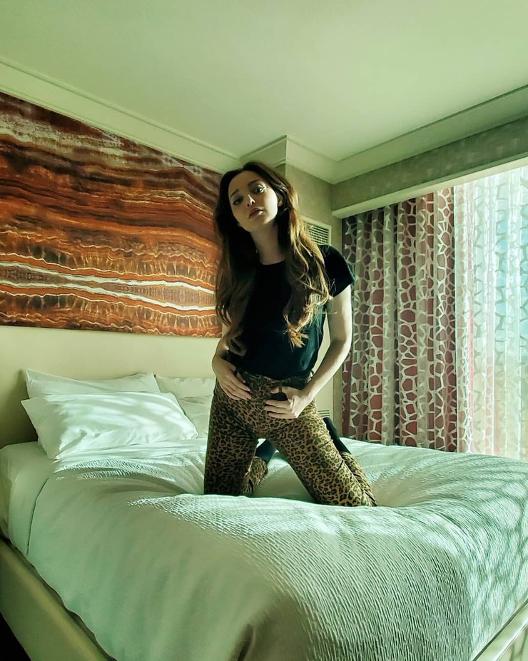Emma Dumont Emma Dumont