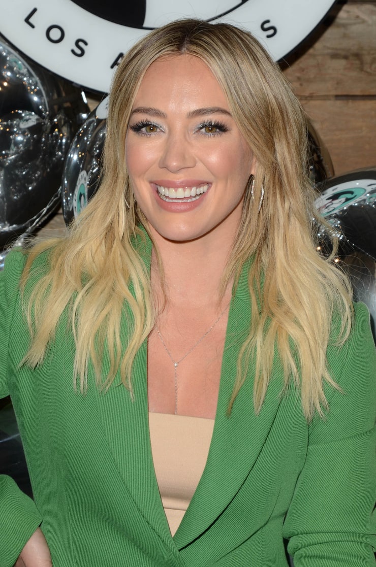 Hilary Duff picture