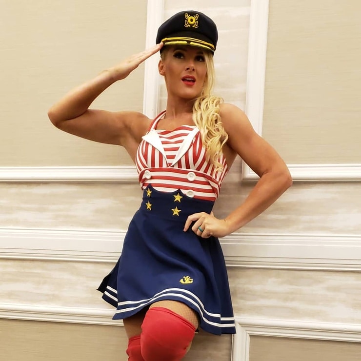 Lacey Evans