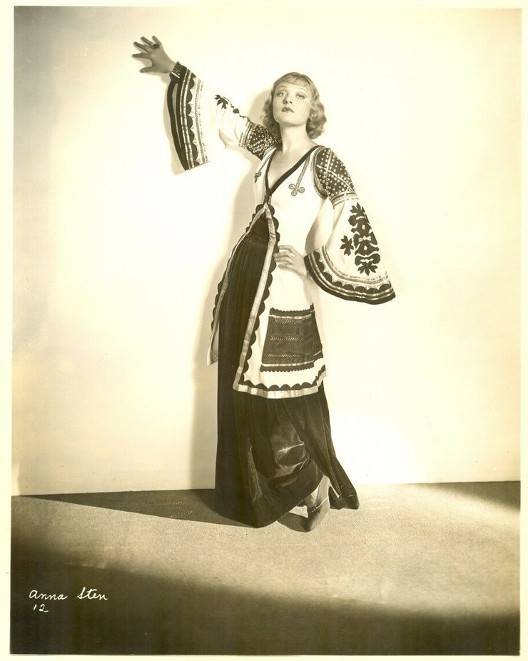 Anna Sten