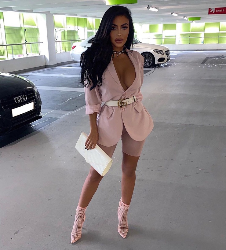 Chloe Saxon Chloe Saxon