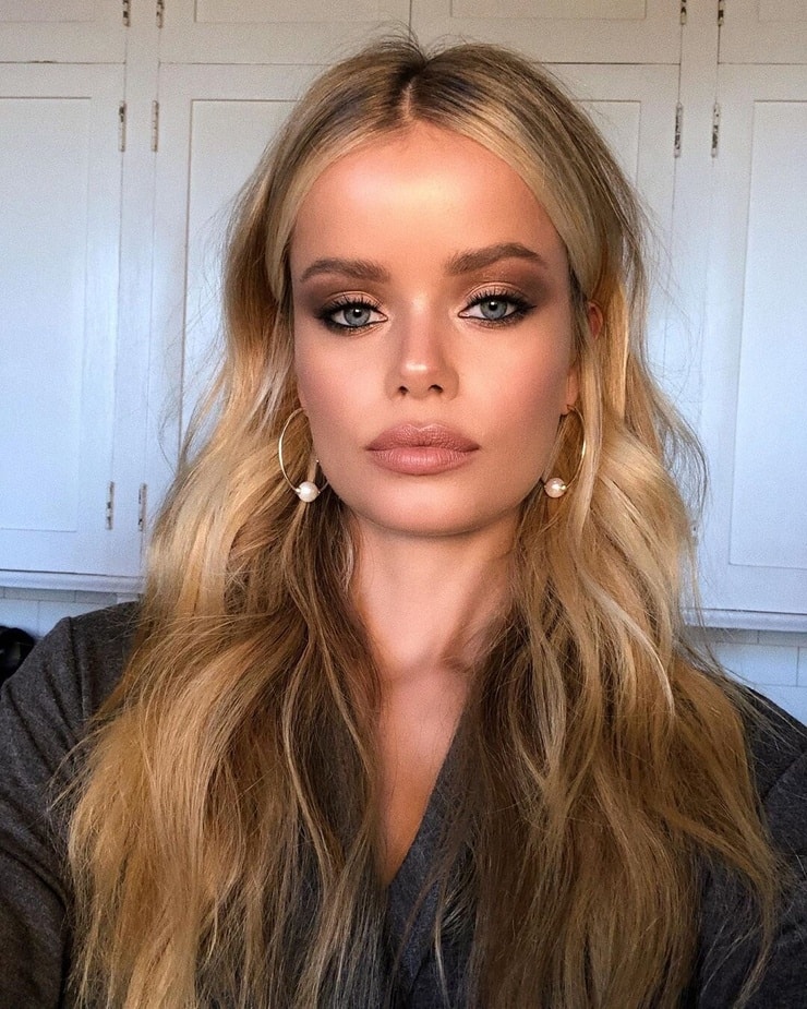 Frida aasen фото