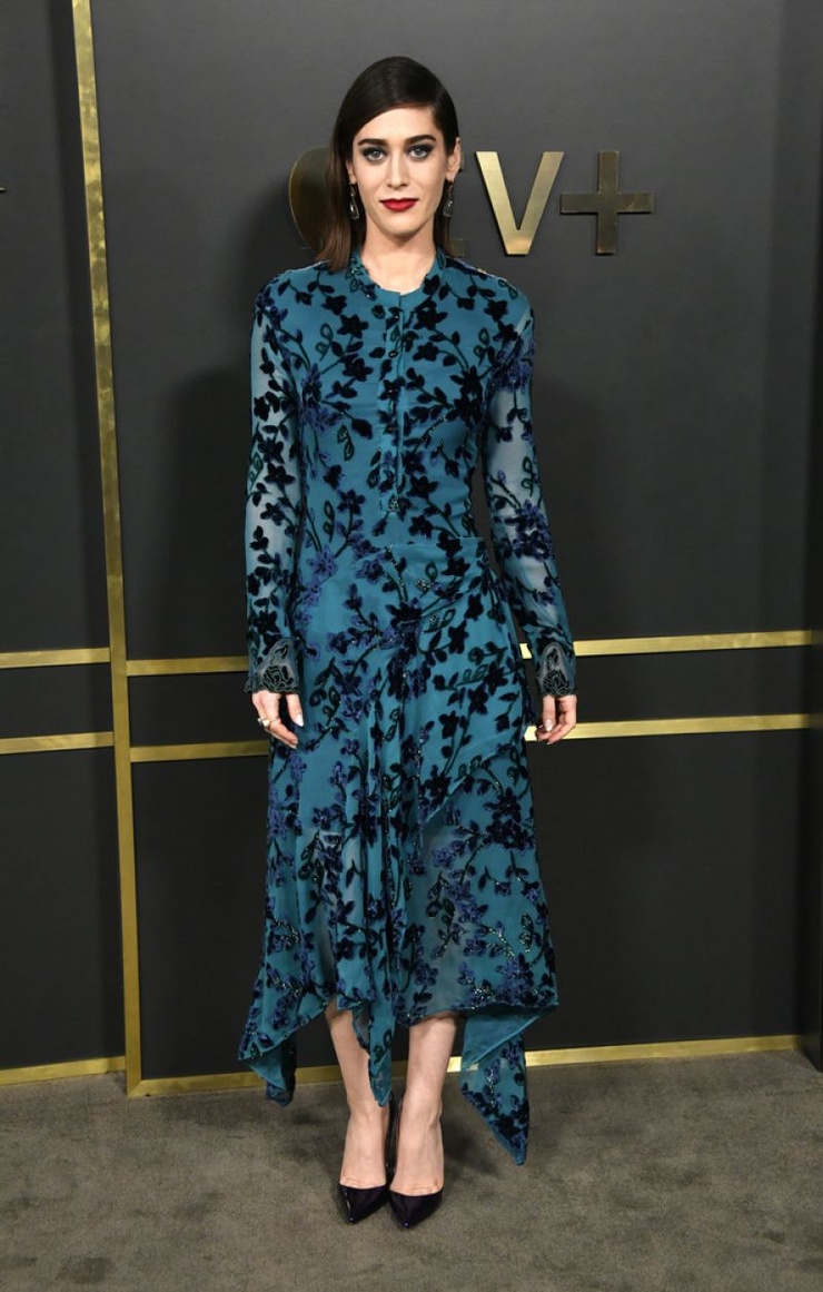 Lizzy Caplan Lizzy Caplan