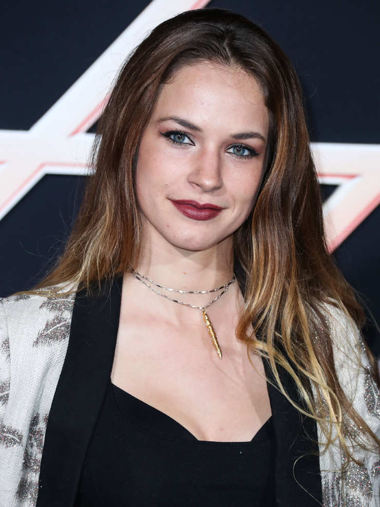 Alexis Knapp Alexis Knapp