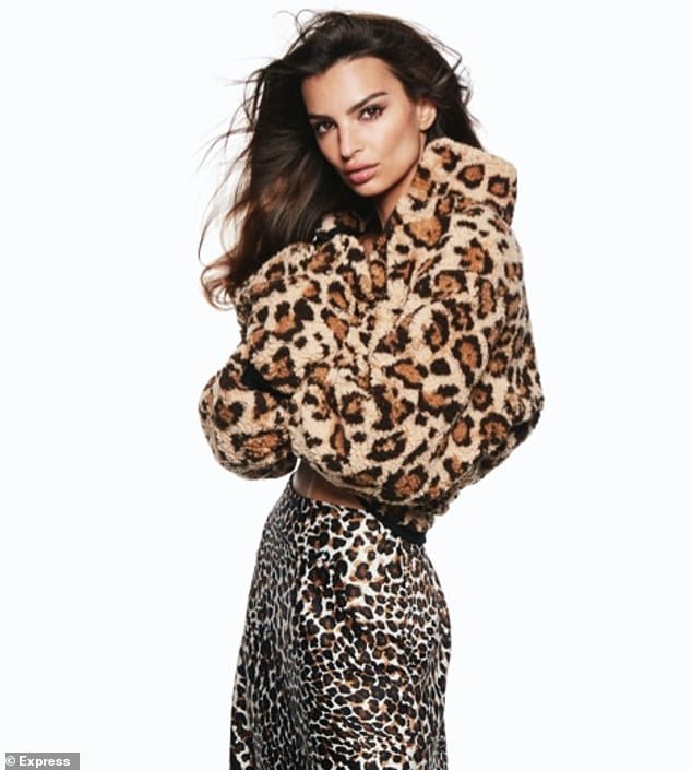 Emily Ratajkowski