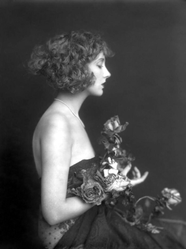 Helen Lee Worthing Helen Lee Worthing