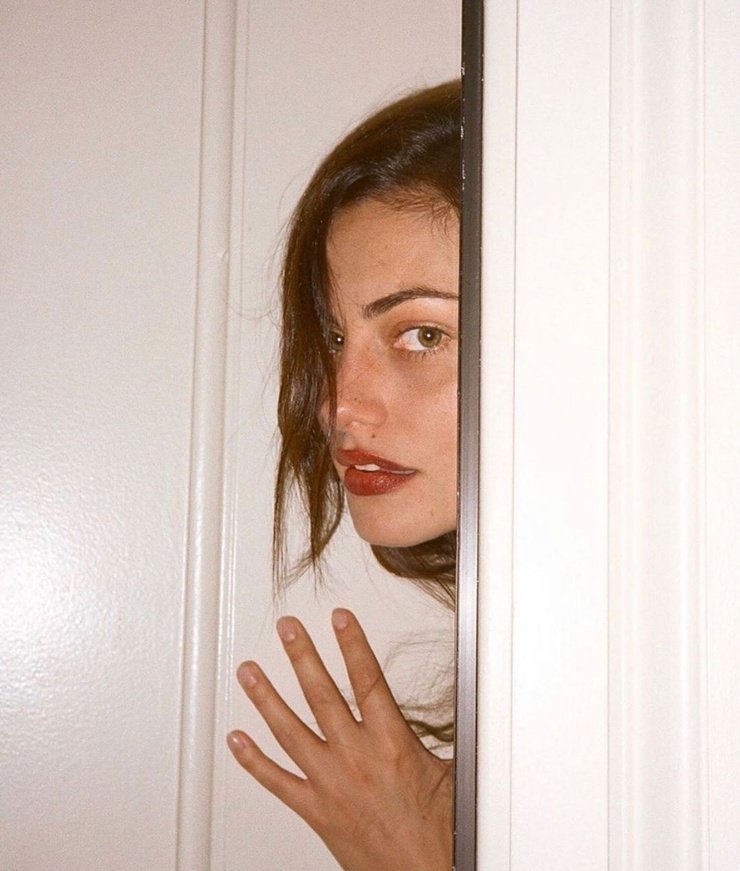 Phoebe Tonkin