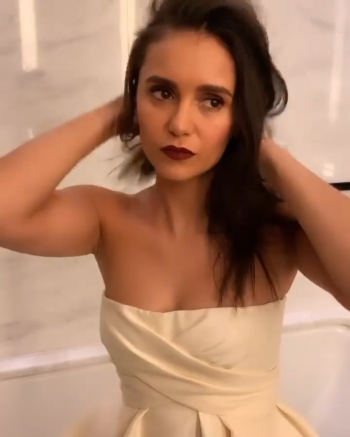 Nina Dobrev Nina Dobrev
