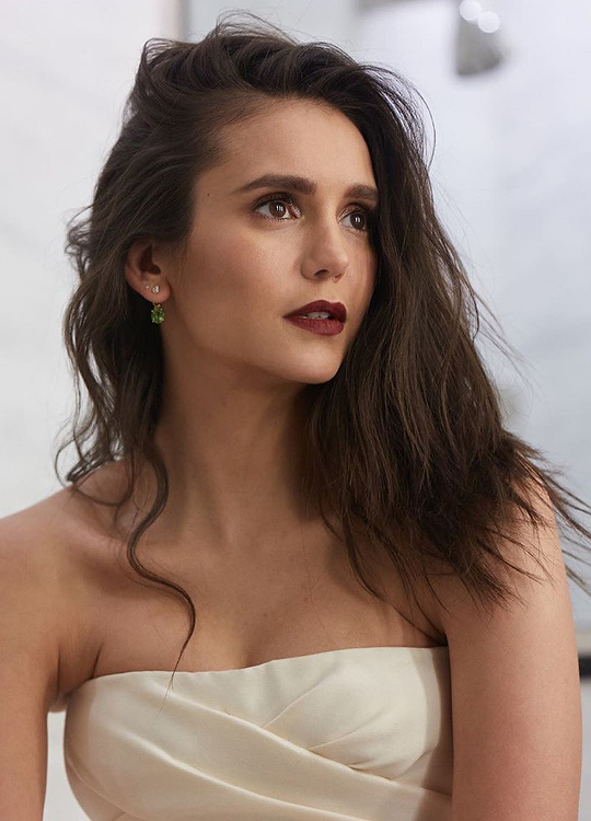 Nina Dobrev Nina Dobrev