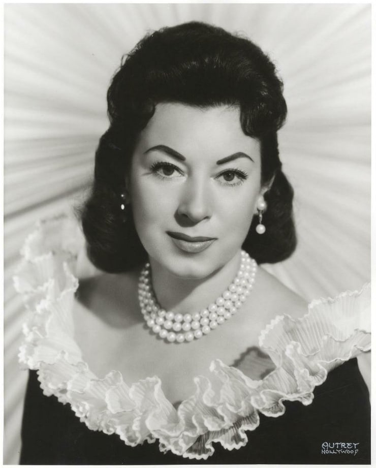 Lynn Starr Lynn Starr