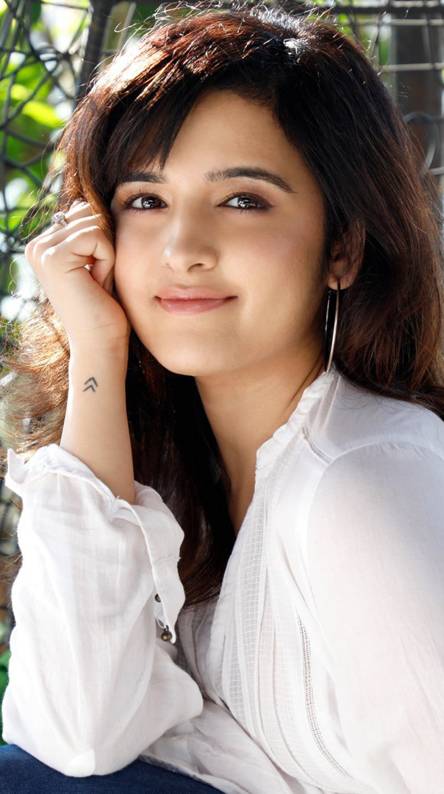 Shirley Setia