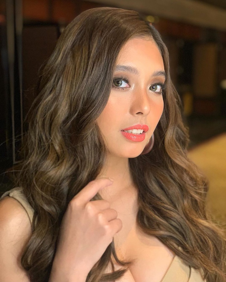 Analyn Barro