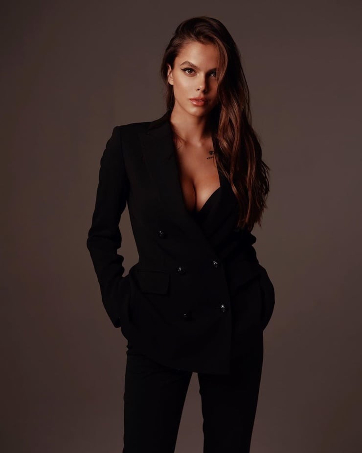 Viki Odintcova Viki Odintcova