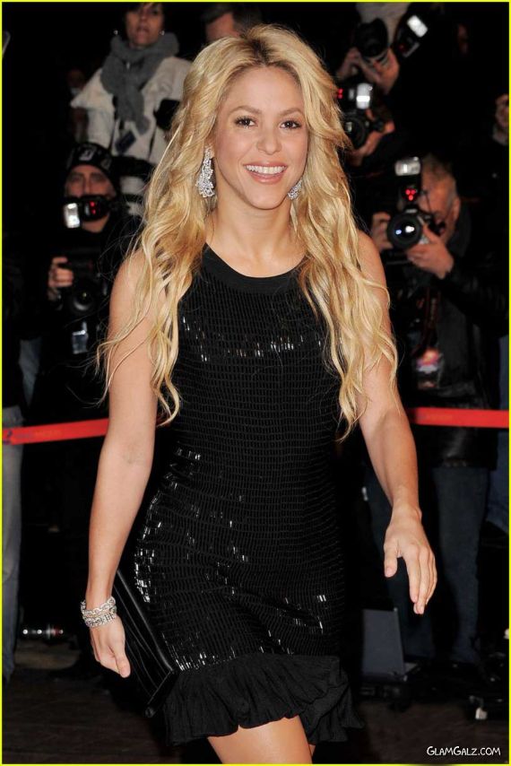 Shakira Shakira