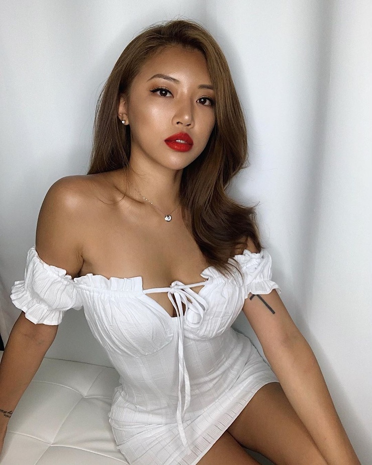 Bella Jang