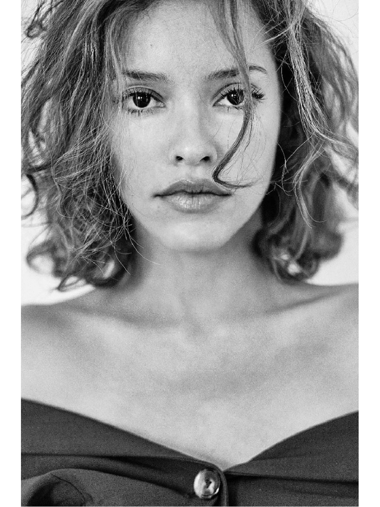 Anni Barros
