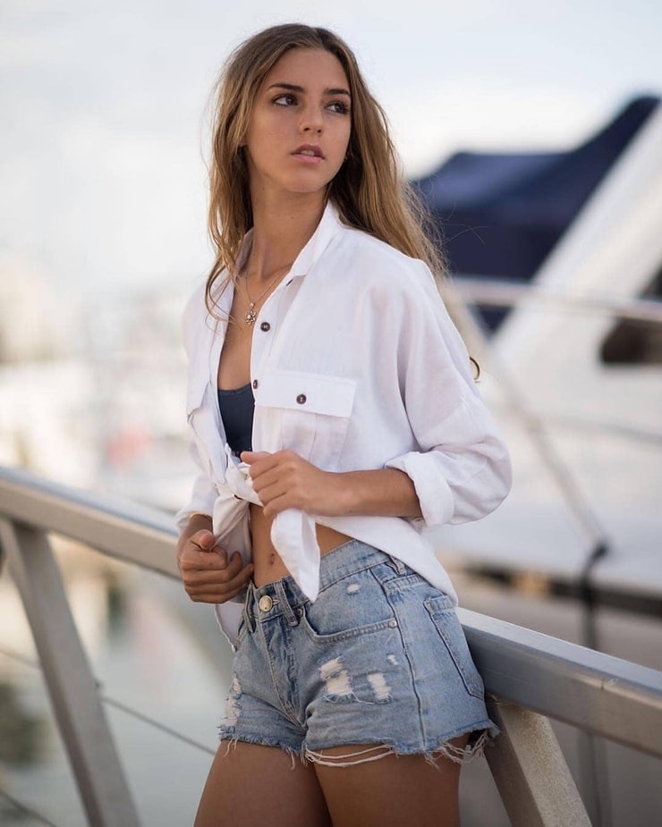 Emily Feld Emily Feld