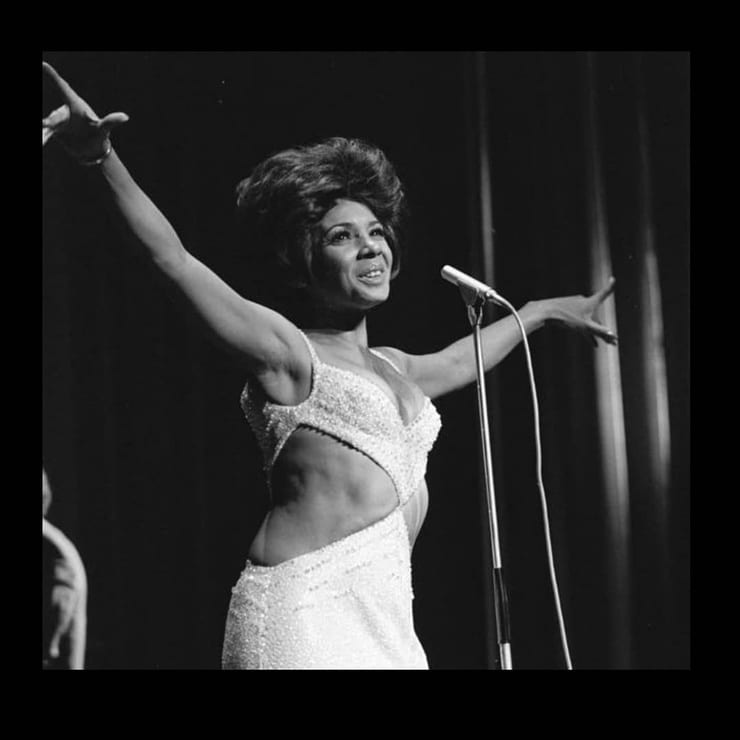 Shirley Bassey