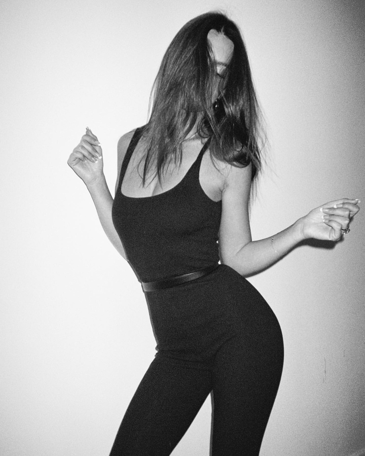 Emily Ratajkowski