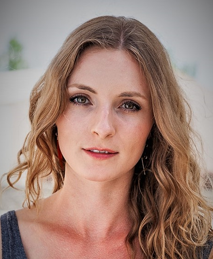 Freya Treutmann Freya Treutmann