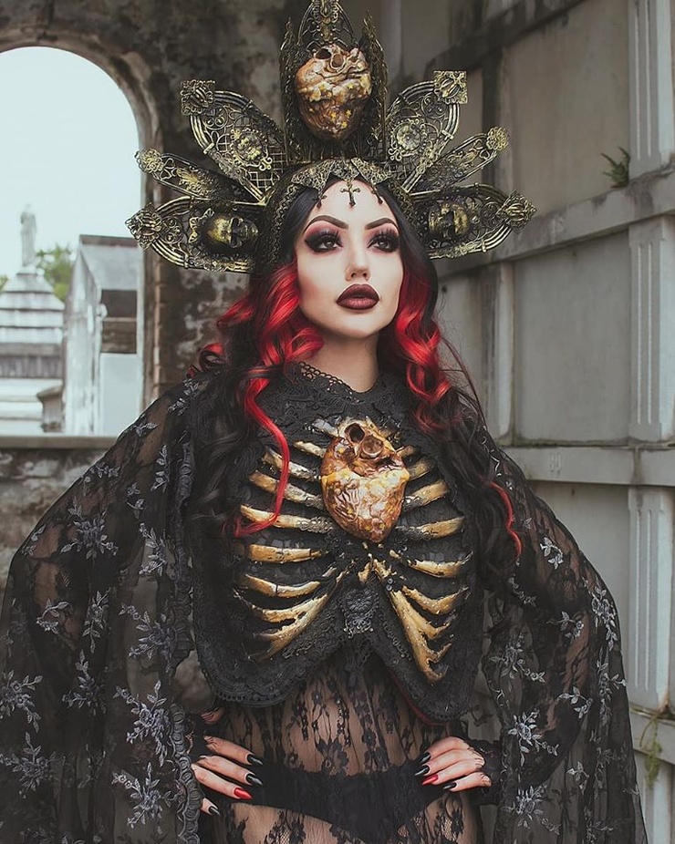 Dani Divine