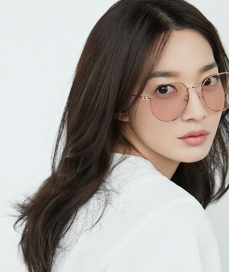 Min-a Shin Min-a Shin