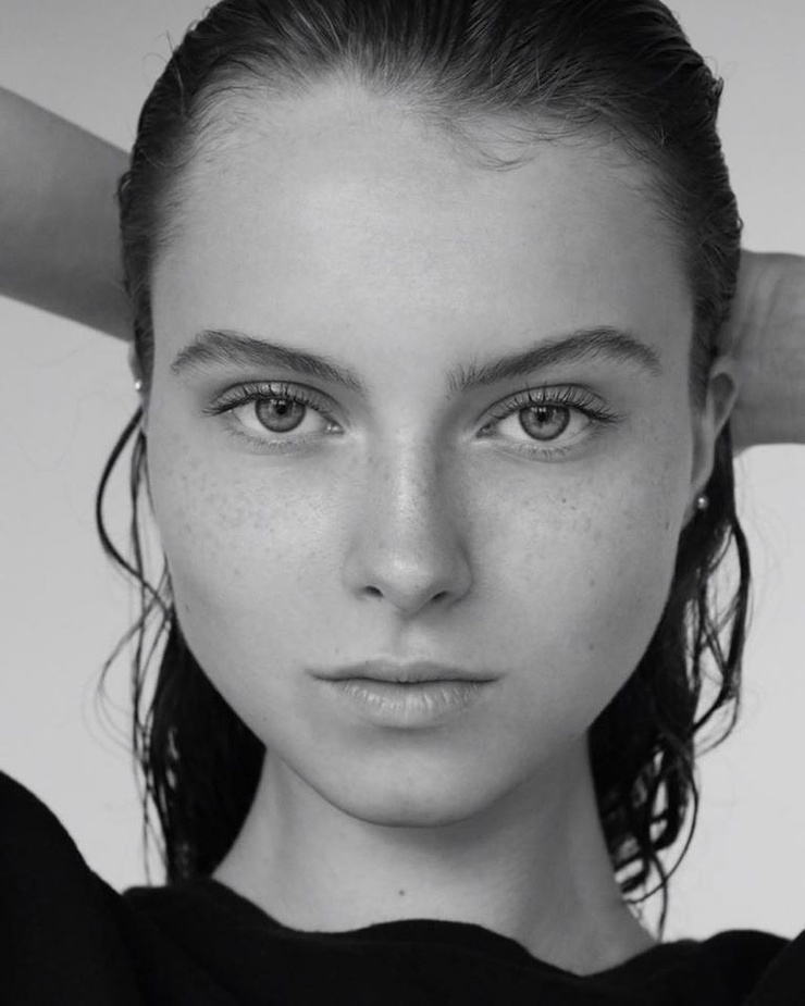 Elina Nikitina Elina Nikitina